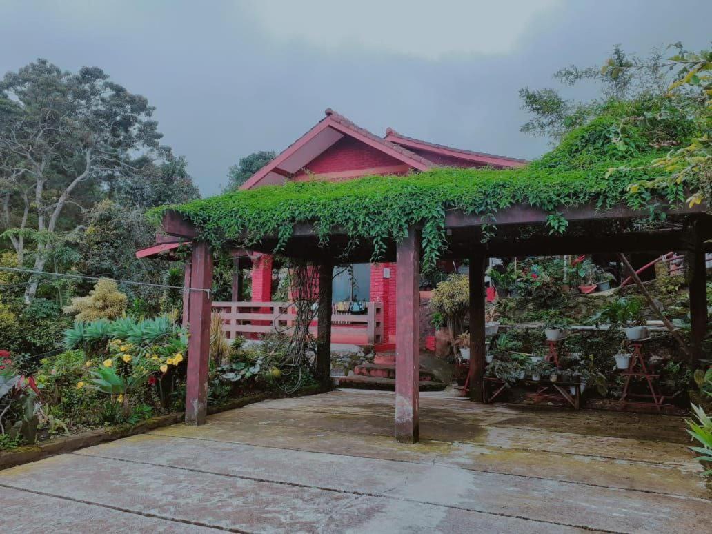Villa Bata Merah By Spazie Paragajen Dış mekan fotoğraf